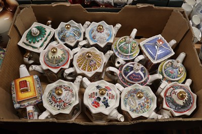 Lot 148 - A collection of Sadler teapots, to include...