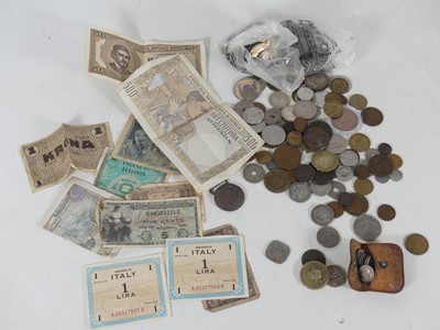 Lot 198 - A collection of British and world coinage, to...