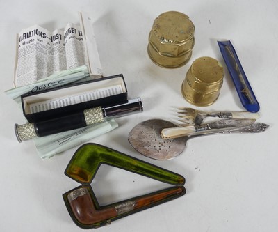 Lot 212 - An early 20th century silver-mounted briar...