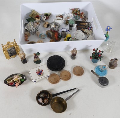 Lot 214 - A collection of dolls house miniatures, to...
