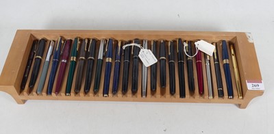 Lot 269 - A collection of pens, to include a Conway...