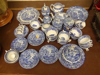 Lot 192 - A collection of Spode blue and white tableware,...