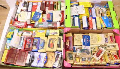 Lot 209 - Four trays containing modern issue diecast...