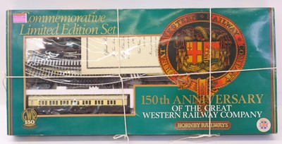 Lot 533 - Hornby 00 gauge Commemorative Limited Edition...