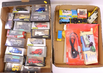 Lot 225 - Two trays containing various 1:43 scale...