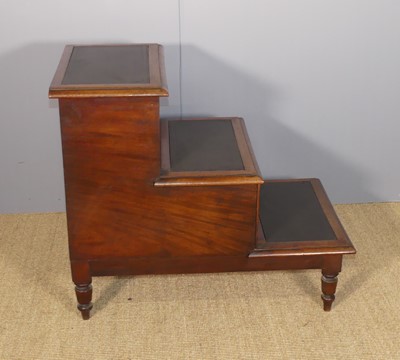 Lot 215 - A 19th century mahogany flight of library...