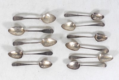 Lot 276 - A collection of 19th century silver teaspoons,...