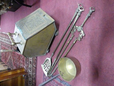 Lot 75 - A collection of metalware, to include a...