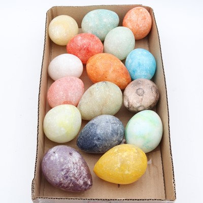 Lot 104 - A collection of polished hardstone specimen...