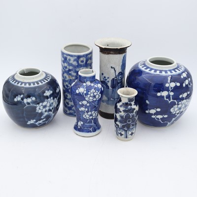 Lot 106 - A collection of Chinese porcelain prunus wares,...